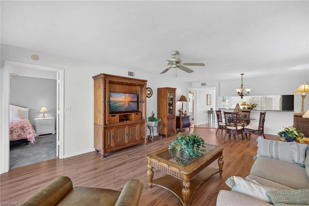 6945 Dennis Cir #203, Naples, photo 4