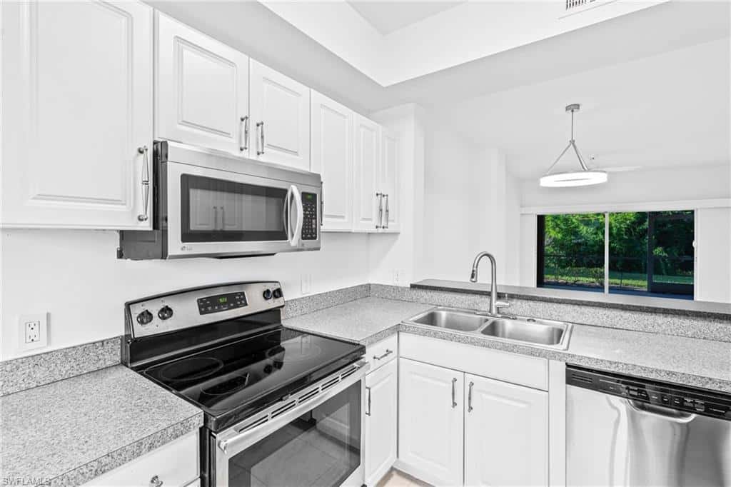 5480 16th Pl #203, Naples, photo 11