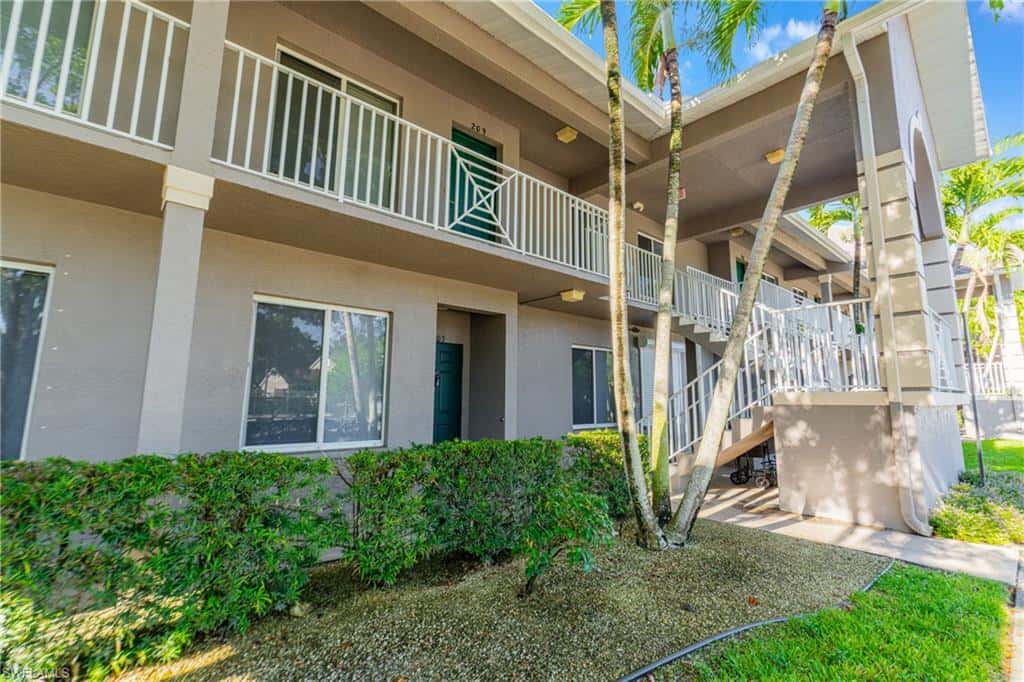 5480 16th Pl #203, Naples, photo 4