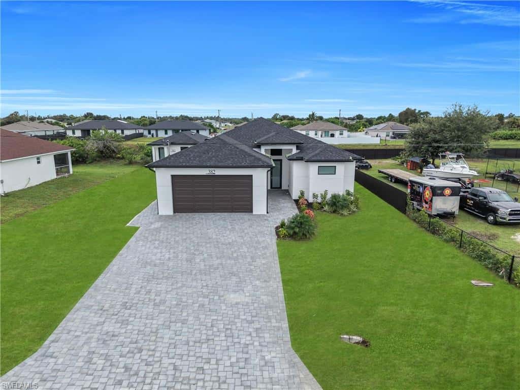 382 Pauline Ave, Lehigh Acres, photo 45
