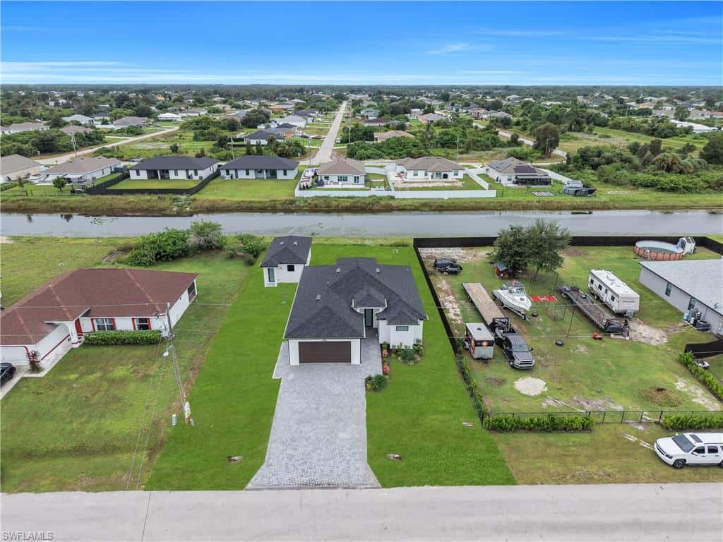 382 Pauline Ave, Lehigh Acres, photo 46