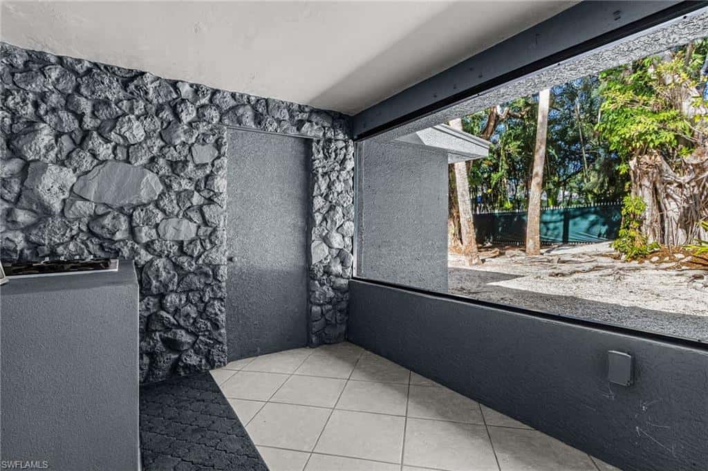 2563 Weeks Ave, Naples, photo 16