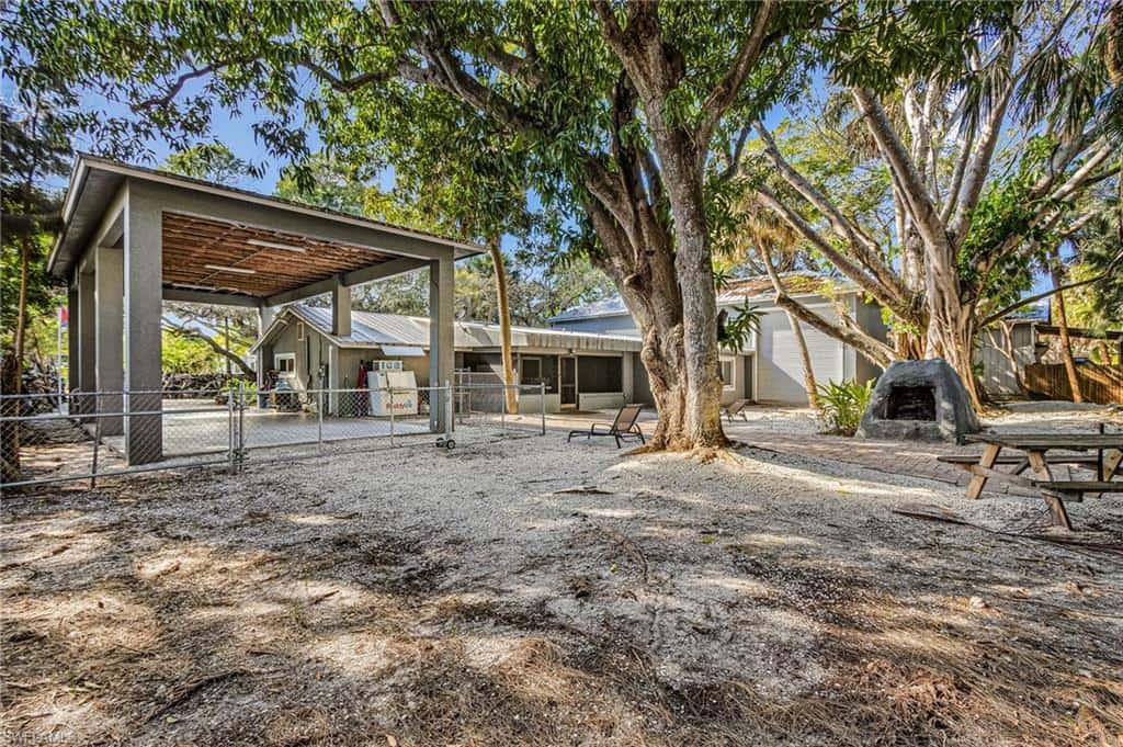 2563 Weeks Ave, Naples, photo 19