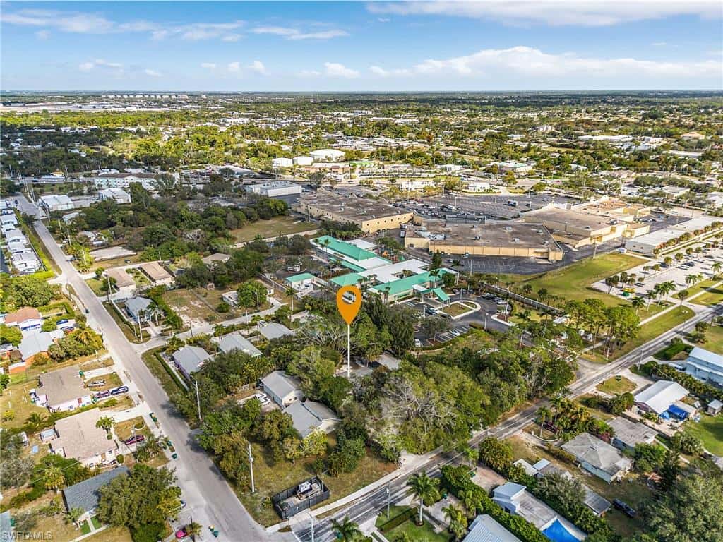 2563 Weeks Ave, Naples, photo 21
