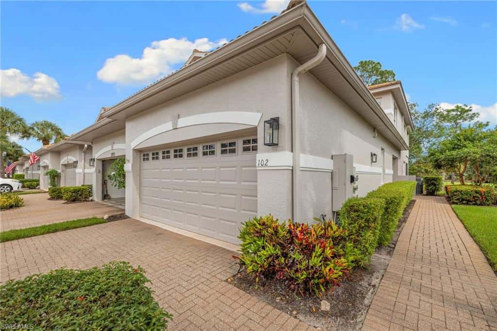 3970 Bishopwood Ct #102, Naples, photo 33