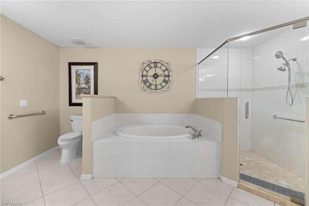 3970 Bishopwood Ct #102, Naples, photo 18
