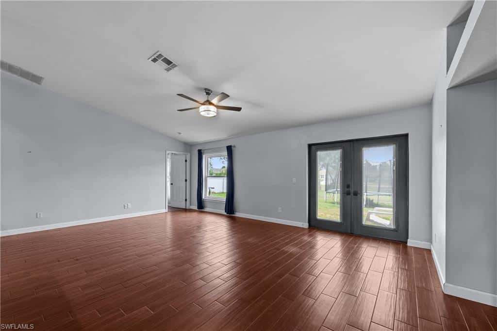 1330 33rd Ln, Cape Coral, photo 26
