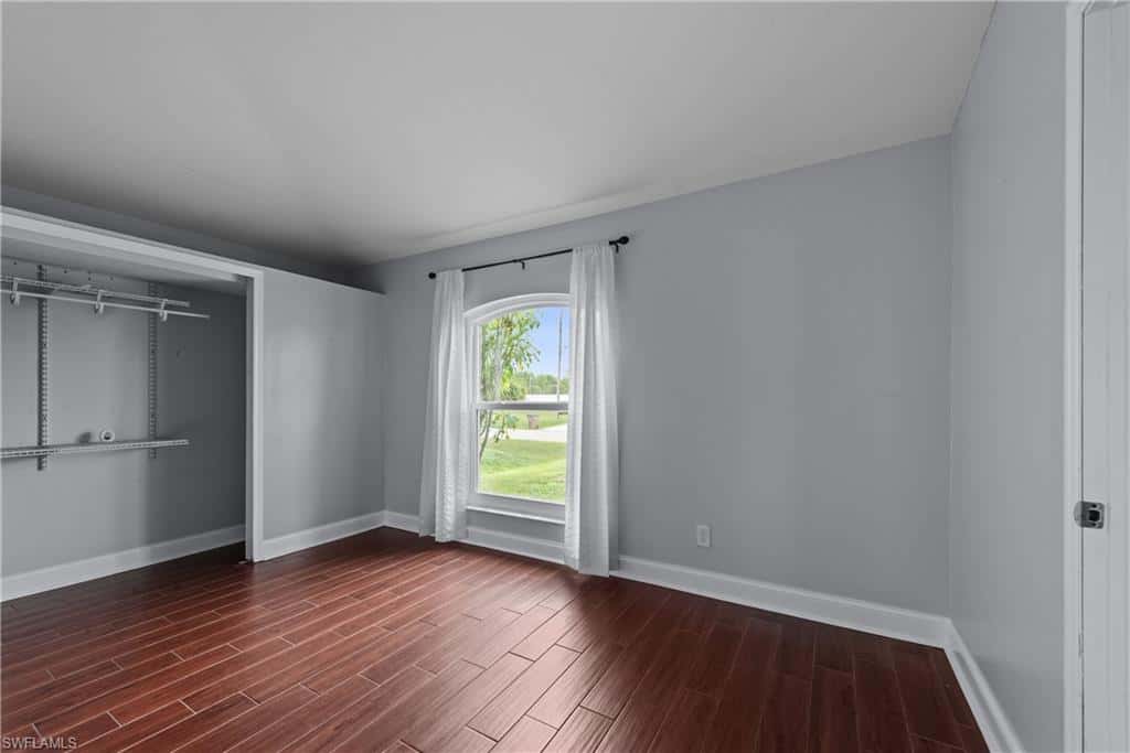 1330 33rd Ln, Cape Coral, photo 9