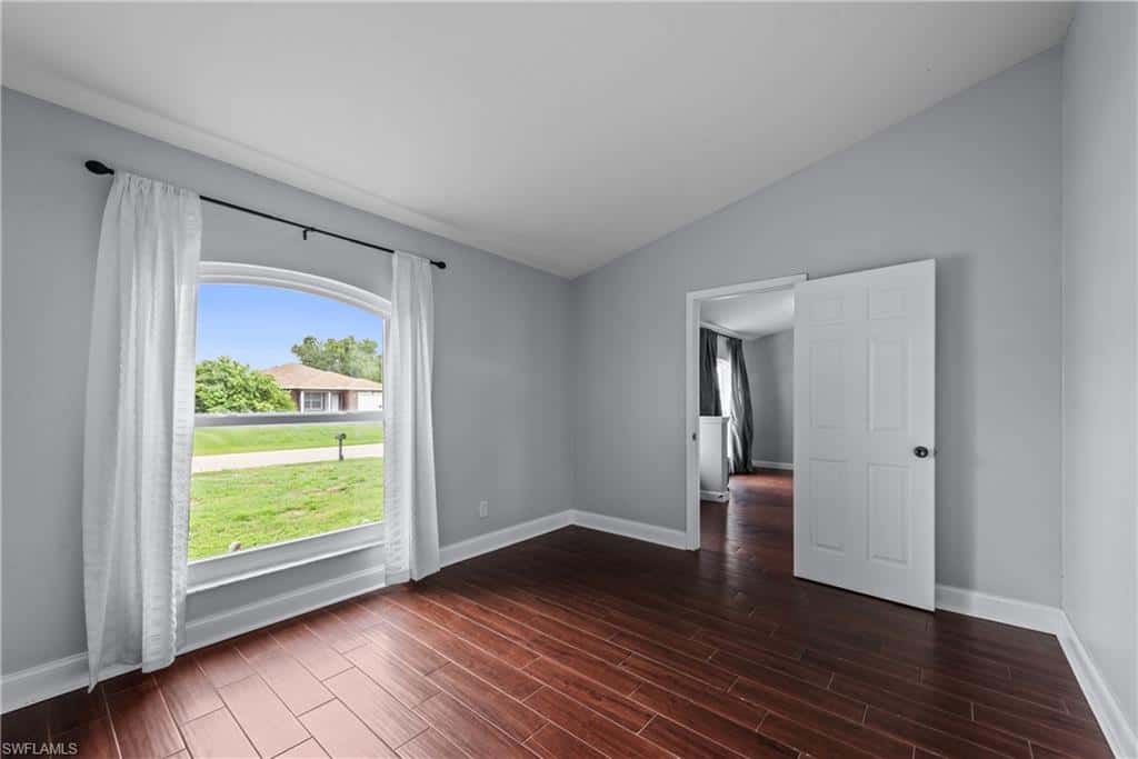 1330 33rd Ln, Cape Coral, photo 10