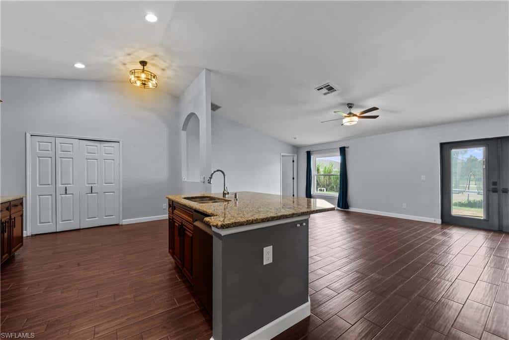 1330 33rd Ln, Cape Coral, photo 11