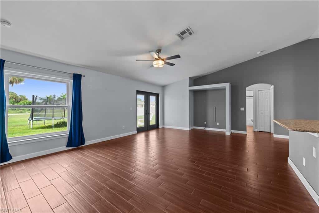 1330 33rd Ln, Cape Coral, photo 29