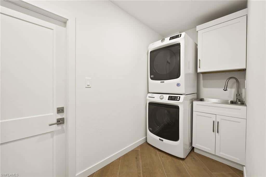 2105 Sheepshead Dr, Naples, photo 37