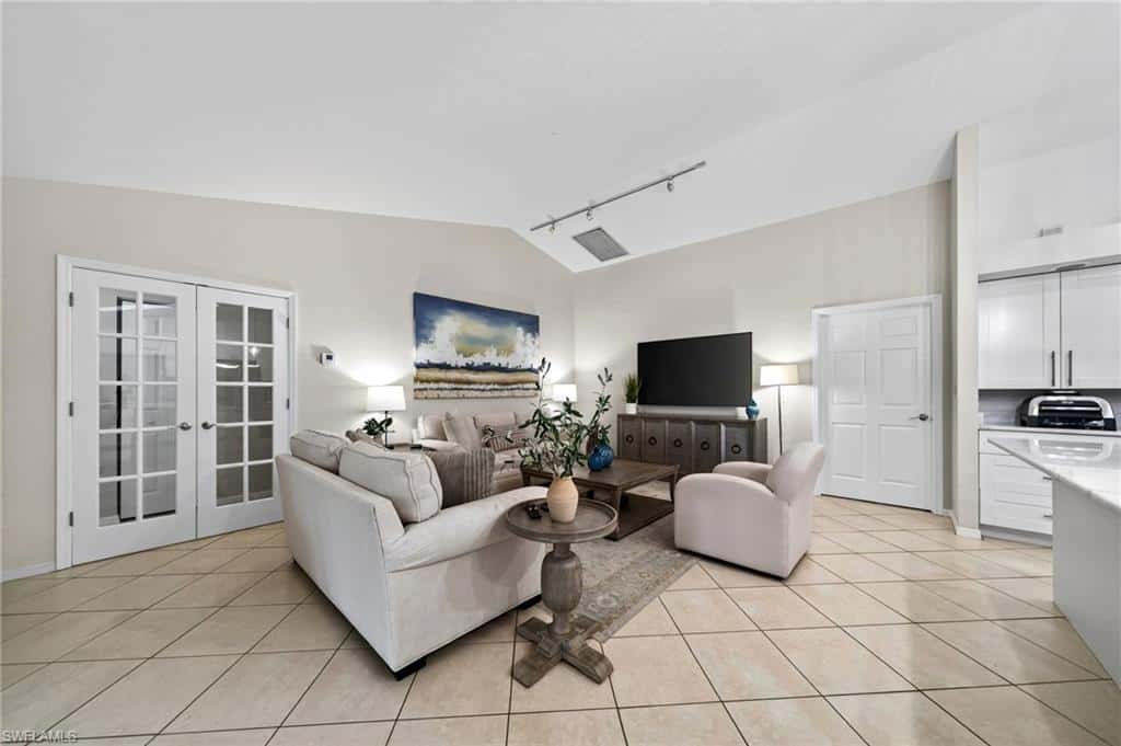 2370 Pine Woods Cir #35, Naples, photo 7