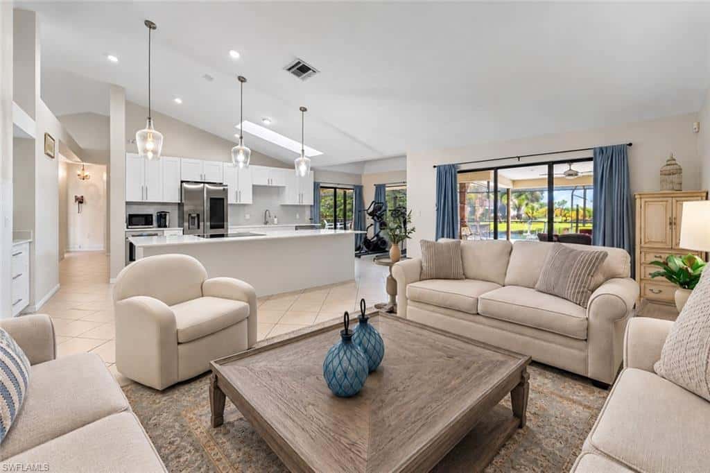 2370 Pine Woods Cir #35, Naples, photo 9