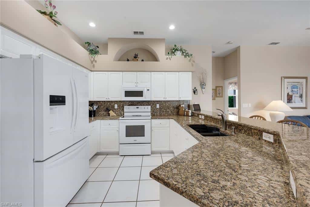 26370 Summer Greens Dr, Bonita Springs, photo 9