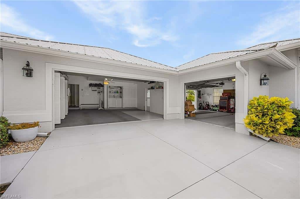 11908 Prince Charles Ct, Cape Coral, photo 41