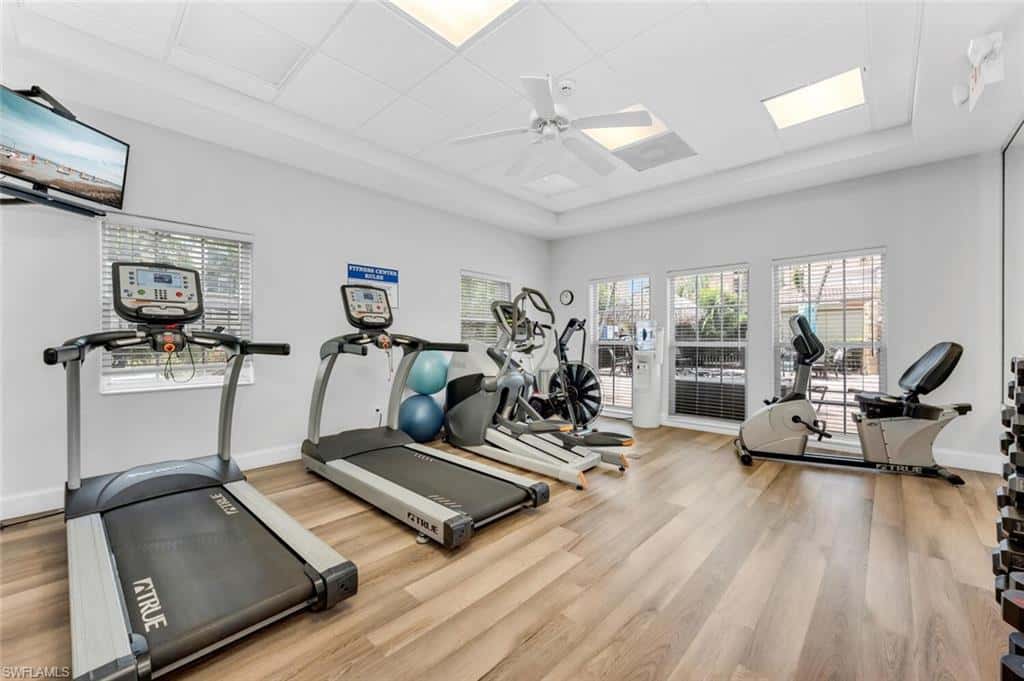 605 El Camino Real #102, Naples, photo 21