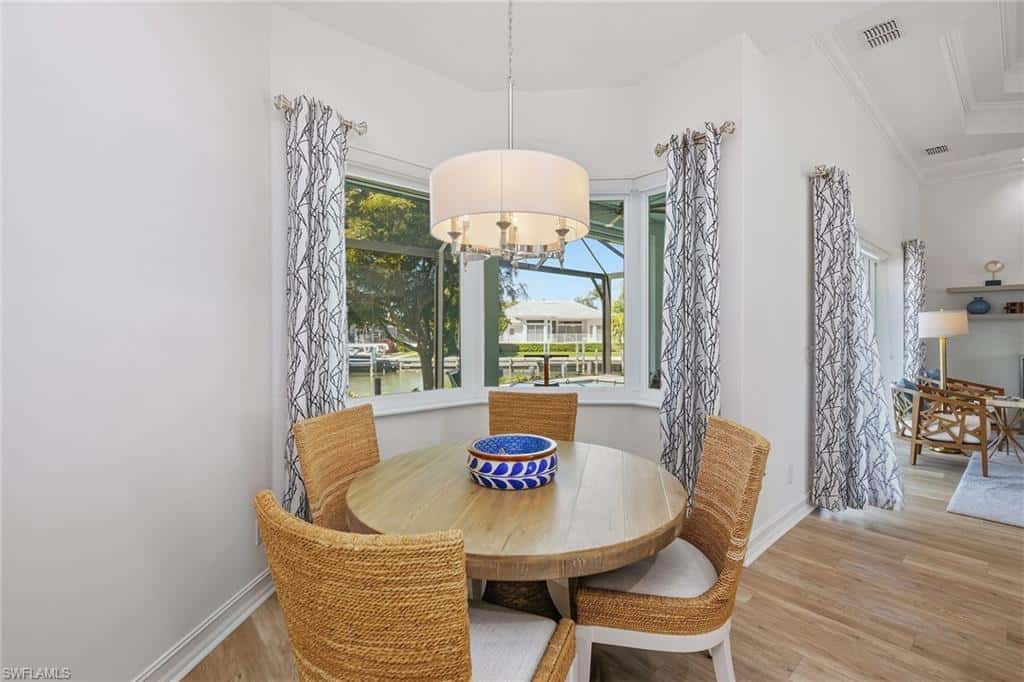 366 Grapewood Ct, Marco Island, photo 5