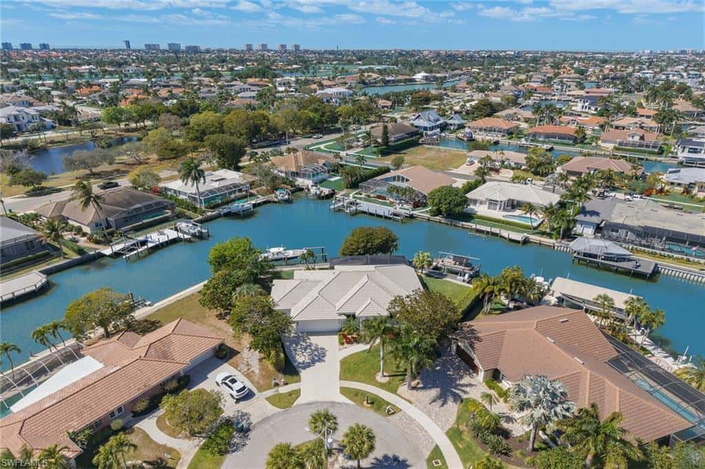 366 Grapewood Ct, Marco Island, photo 38