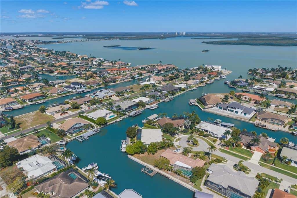 366 Grapewood Ct, Marco Island, photo 41
