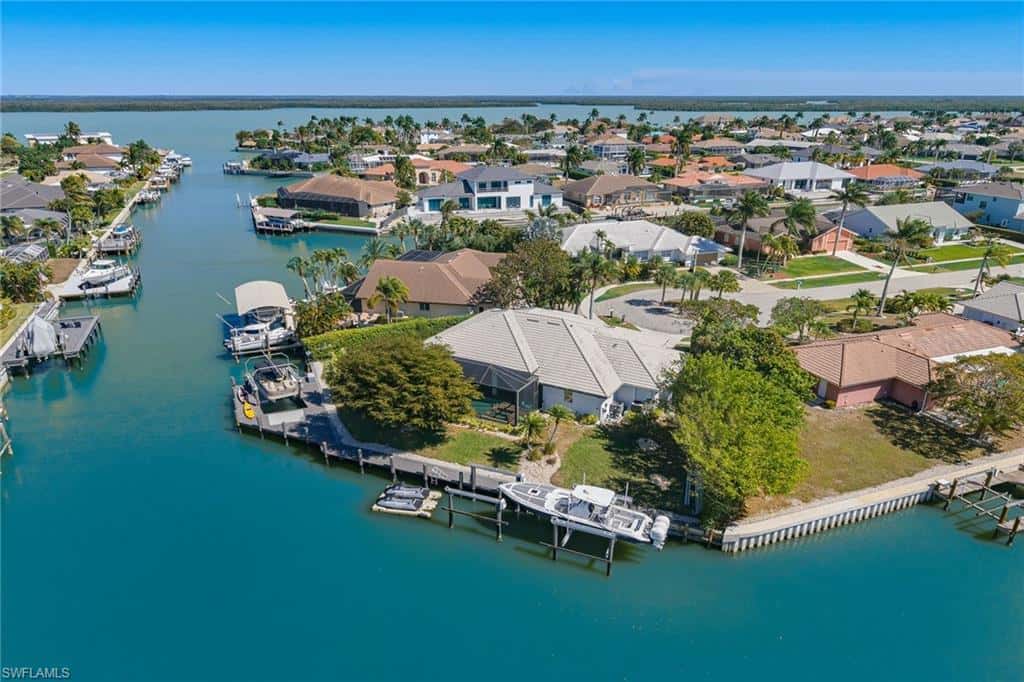 366 Grapewood Ct, Marco Island, photo 40
