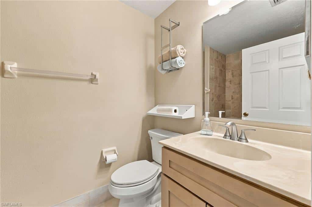 6610 Huntington Lakes Cir #103, Naples, photo 29