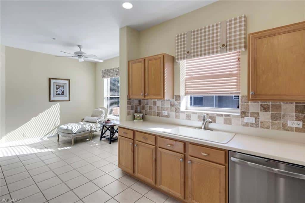 8470 Danbury Blvd #201, Naples, photo 10