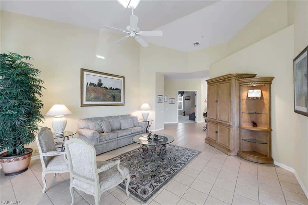 8470 Danbury Blvd #201, Naples, photo 4