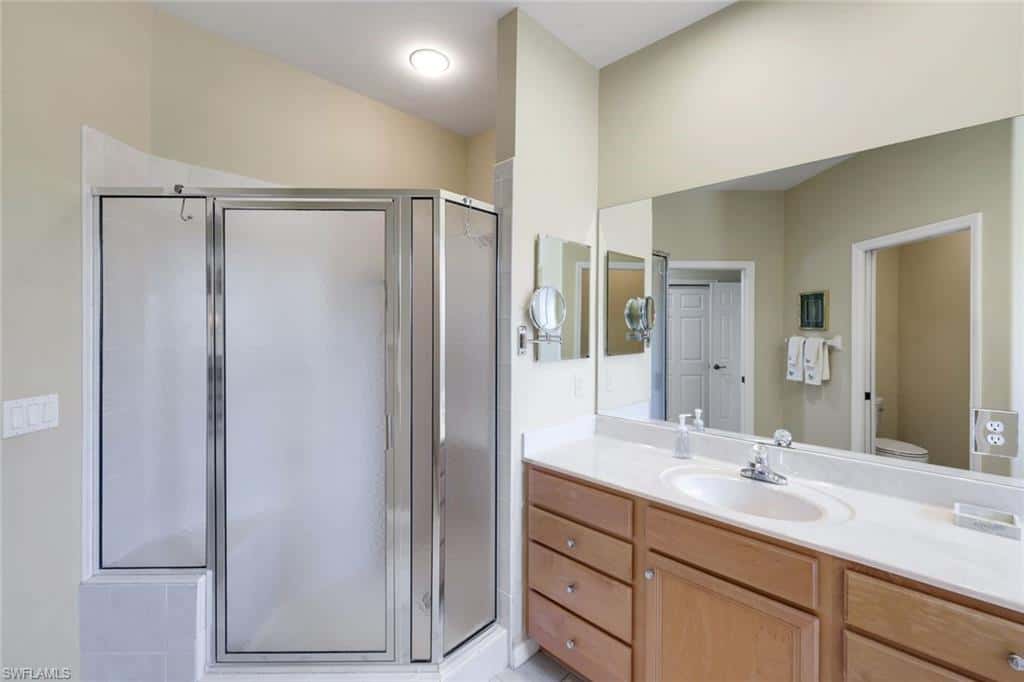 8470 Danbury Blvd #201, Naples, photo 21