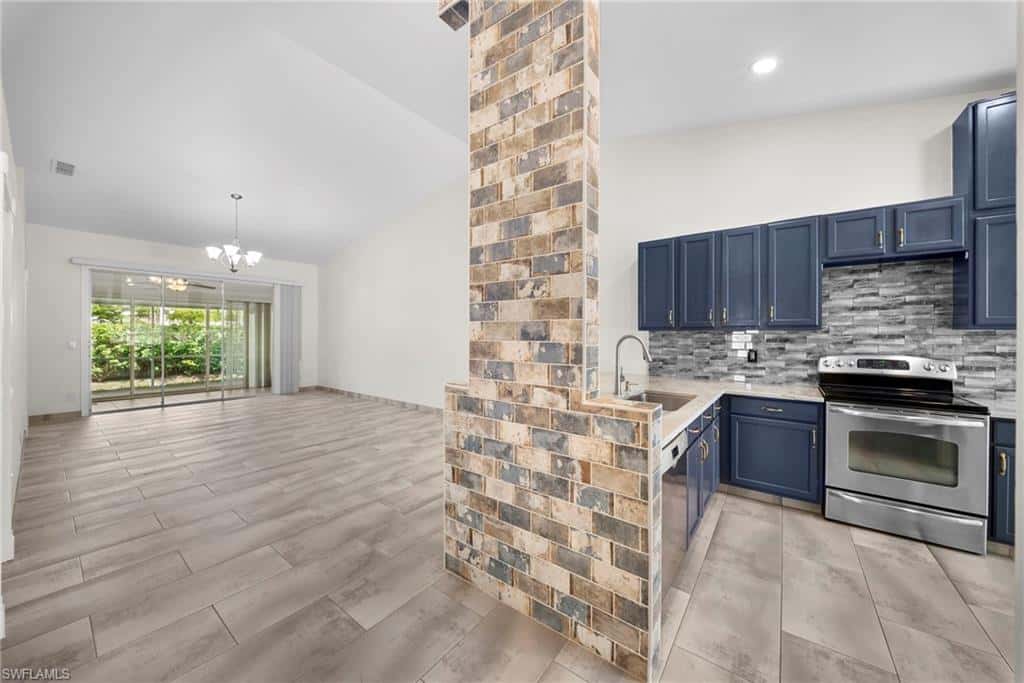7021 Lone Oak Blvd, Naples, photo 4