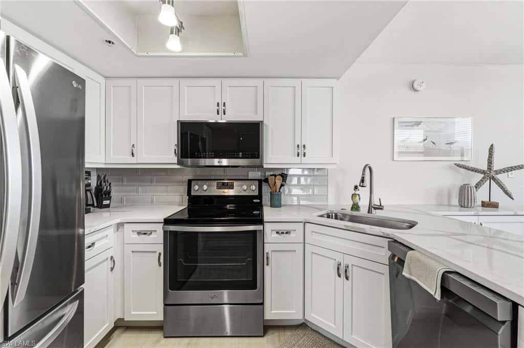 7390 Estero Blvd #404, Fort Myers Beach, photo 13