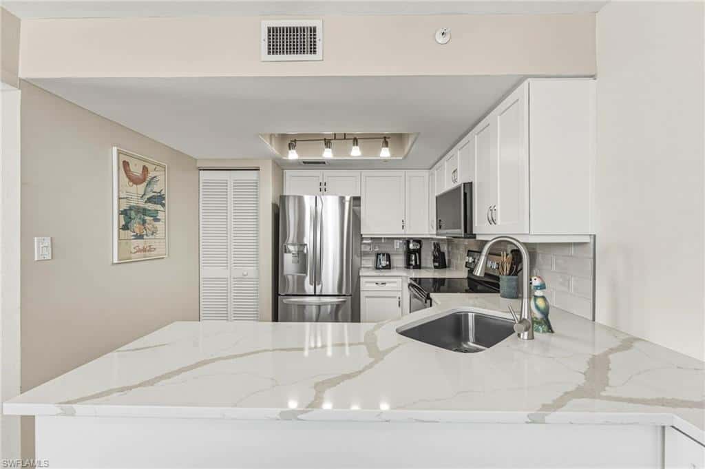 7390 Estero Blvd #404, Fort Myers Beach, photo 9