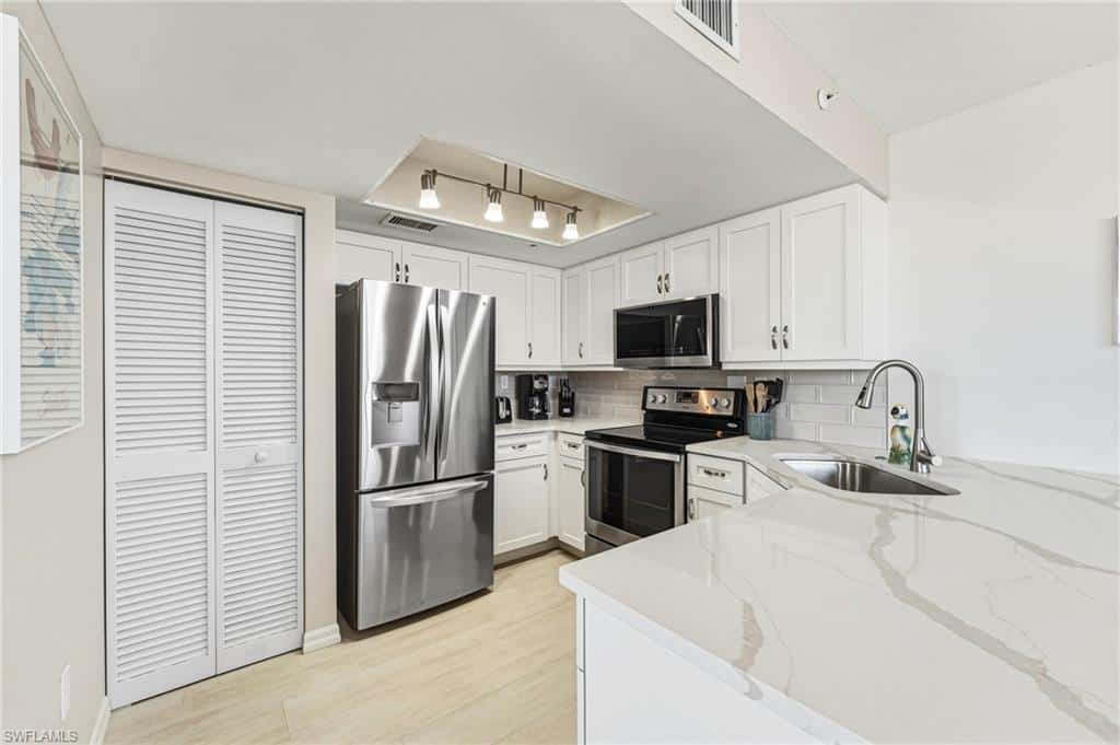 7390 Estero Blvd #404, Fort Myers Beach, photo 8