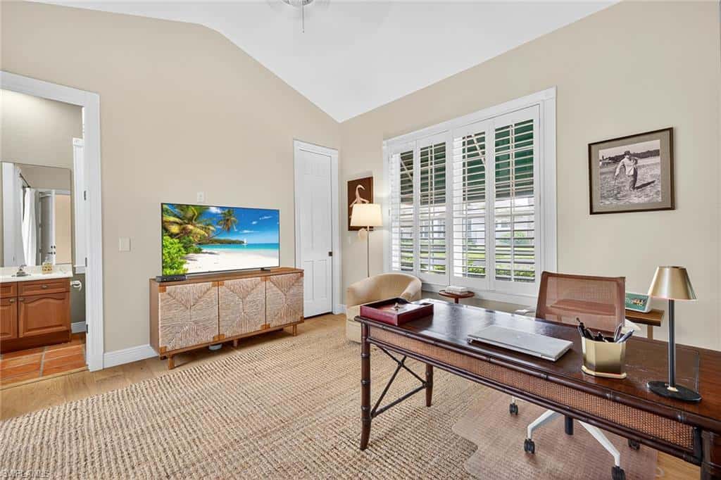556 Eagle Creek Dr, Naples, photo 36