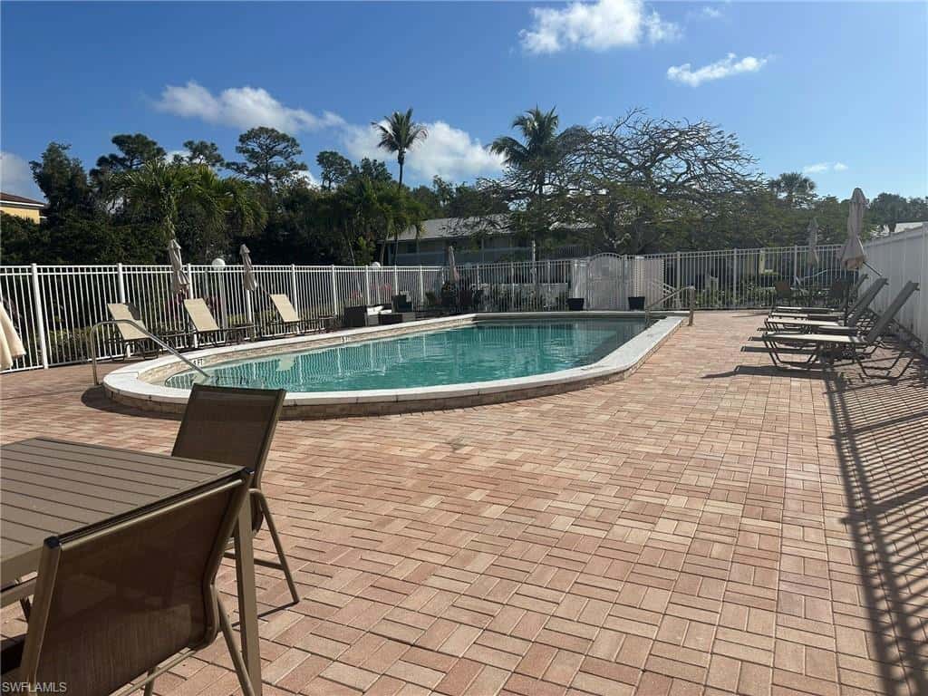 4621 Bayshore Dr #q6, Naples, photo 14