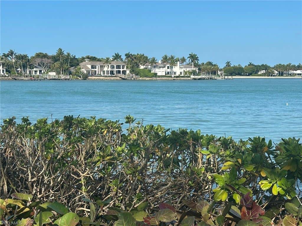 4621 Bayshore Dr #q6, Naples, photo 21