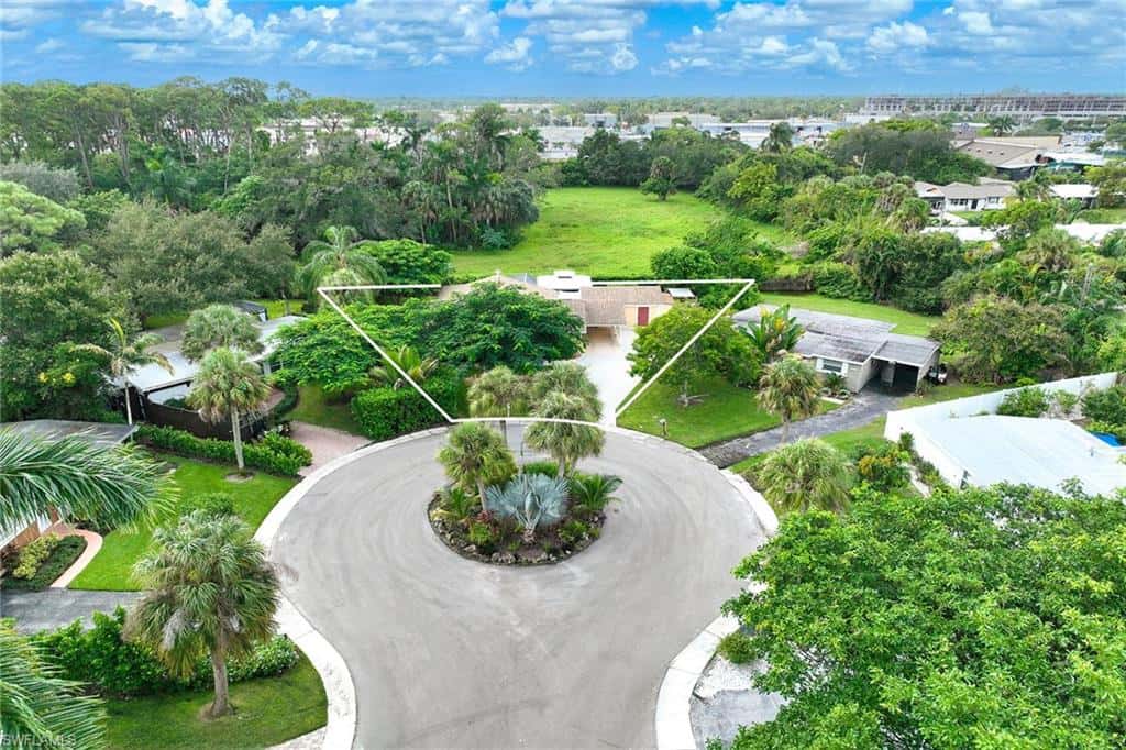 1390 Delmar Ln, Naples, photo 38