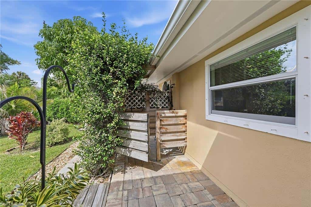 1390 Delmar Ln, Naples, photo 31