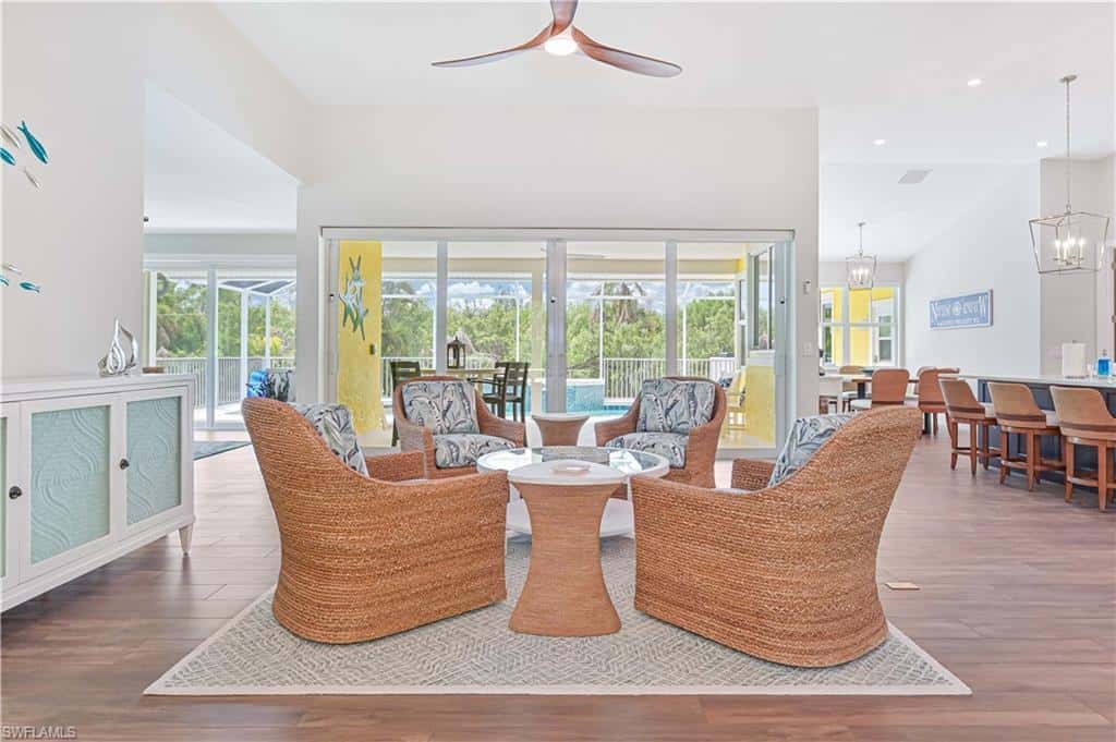 335 Cowry Ct, Sanibel, photo 4