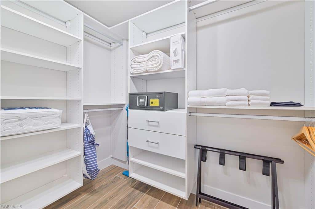 335 Cowry Ct, Sanibel, photo 21