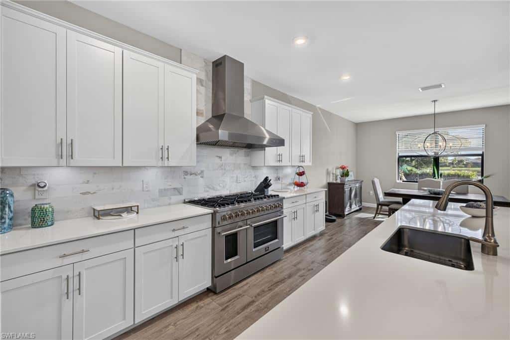20075 Hartford Blvd, Estero, photo 11