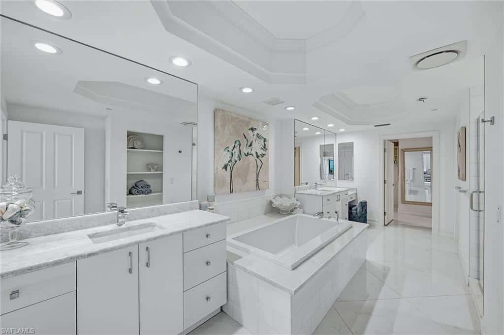 8665 Bay Colony Dr #202, Naples, photo 17