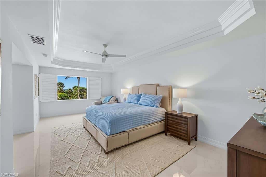 8665 Bay Colony Dr #202, Naples, photo 12