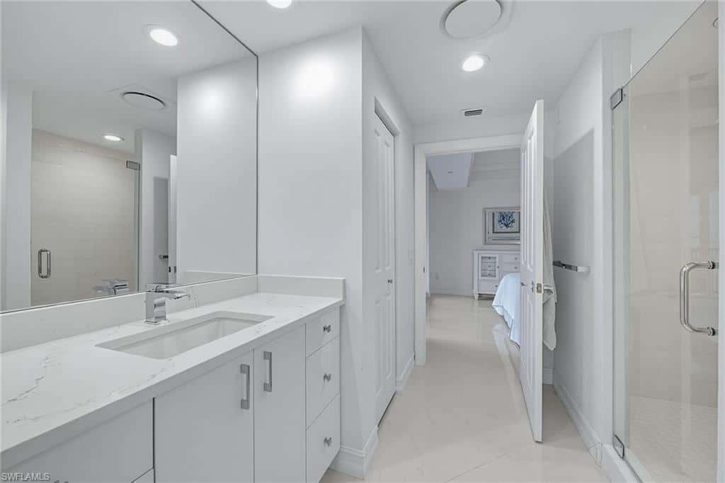 8665 Bay Colony Dr #202, Naples, photo 28