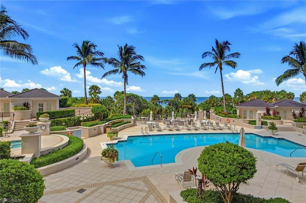 8665 Bay Colony Dr #202, Naples, photo 5