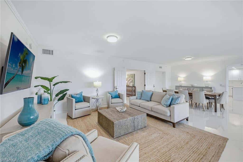 8665 Bay Colony Dr #202, Naples, photo 11