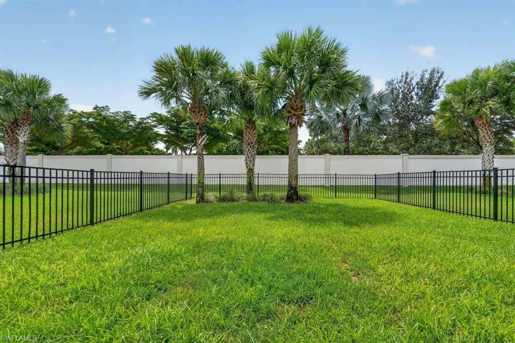 9301 Bramley Ter, Fort Myers, photo 6