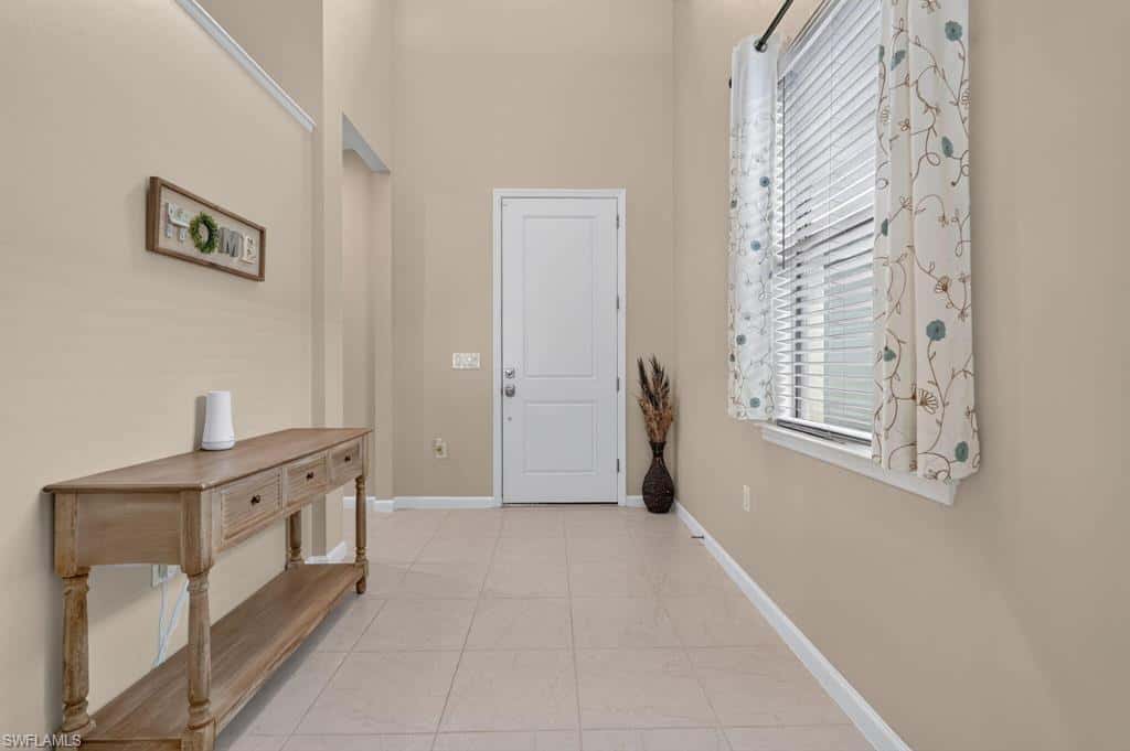 9301 Bramley Ter, Fort Myers, photo 9