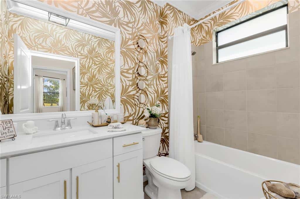 17400 Luminous Ave, Venice, photo 32