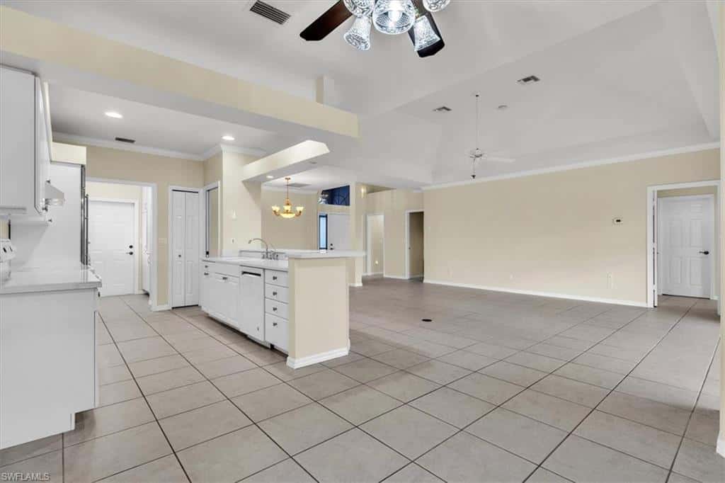 4407 Pomarine Ct, Naples, photo 10